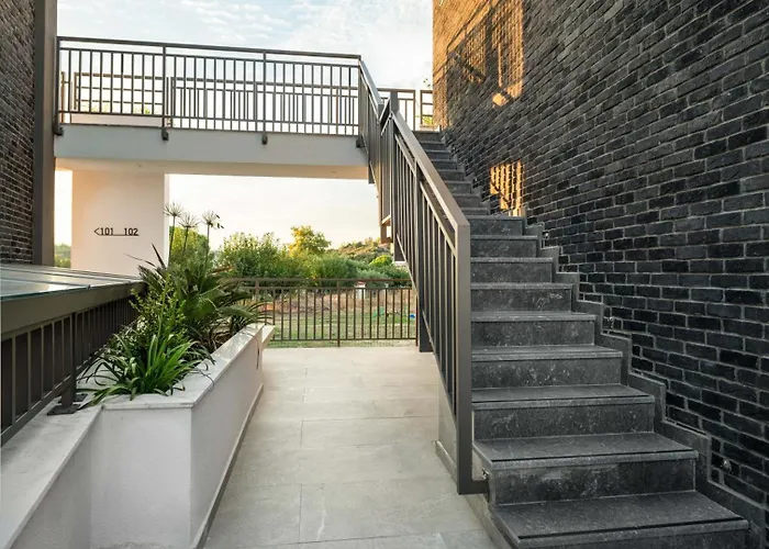 Otel Eco Residences &