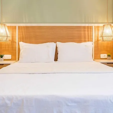 Hotell Eco Residences &