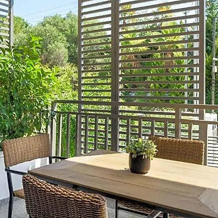Eco Residences & 4*