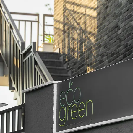 Хотел Eco Residences &