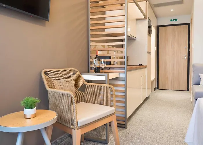 Hotel Eco Residences & 4*